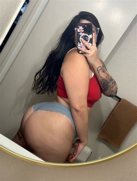 Pawg Fat Ass Tatted Up ShesFreaky
