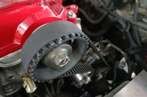 Baru Tahu Ternyata Ini Bedanya Timing Belt Dengan Fan Belt Di Mobil