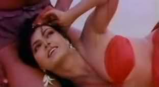 Kimi Katkar Nude Pics Page 1
