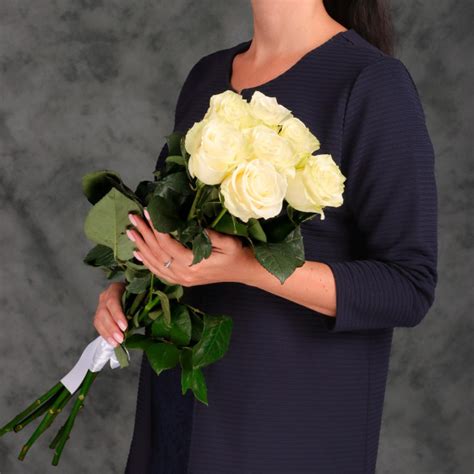 Доставка цветов в Москве | Заказать букет в UFLOR