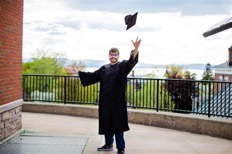 Graduation Portrait Photos | Champlain College Graduating Se… | Flickr