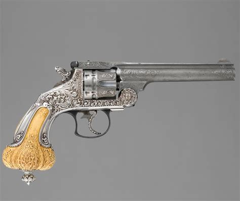 Smith And Wesson Revolver Engraved And Decorated By Tiffany And Co Circa 1893 Look Familiar Rrdr2