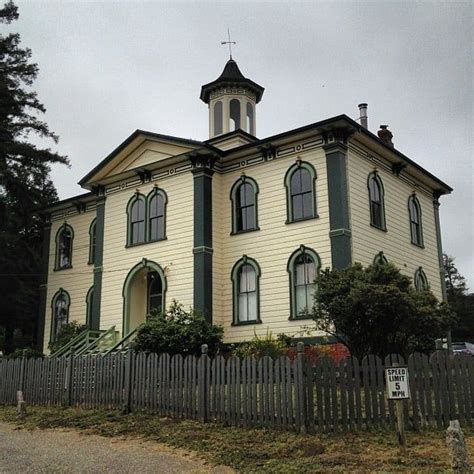 13 scary awesome horror movie homes that we d totally live in – Artofit