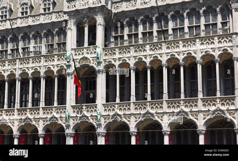 Grand palace brussels hi-res stock photography and images - Alamy