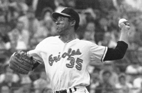 Mike Cuellar; Orioles’ lefty won Cy Young Award; at 72 - The Boston Globe