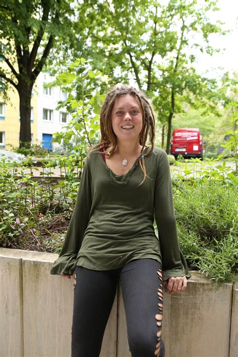 Ersties Featuring Sofie Naked Pictures CoedCherry