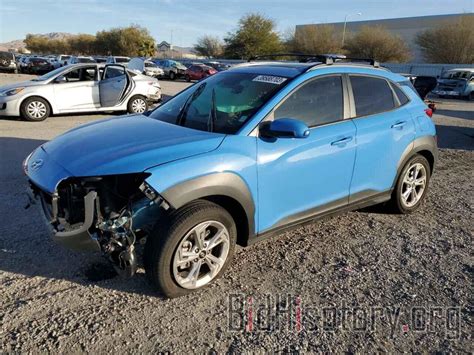 Report KM8K32AB3NU856674 HYUNDAI KONA 2022 BLUE GAS Price And Damage