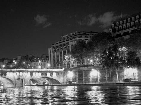 Premium Photo | Paris and the seine