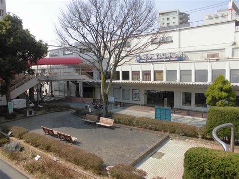 宝塚南口駅 阪急 （兵庫県宝塚市）～歌劇の街・宝塚に君臨する阪急王国の絶景が武庫川と共に堪能できる、宝塚大劇場のもう一つの最寄駅～ ご当地