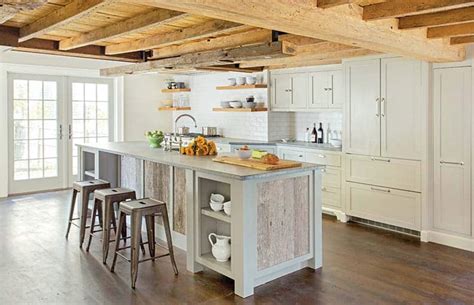 Modern Farmhouse Kitchens That Fuse Two Styles Perfectly