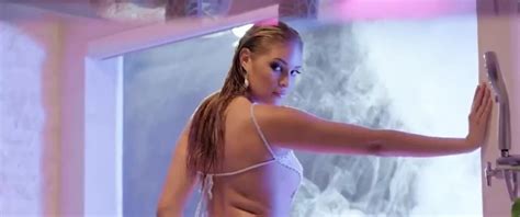 Gizelle Blanco Teasing You With Her Curves By The Pool ZB Porn