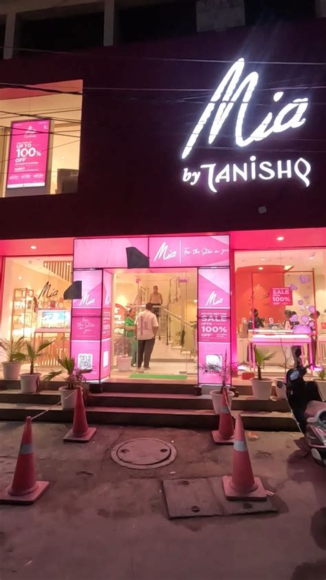 mia  tanishq price list