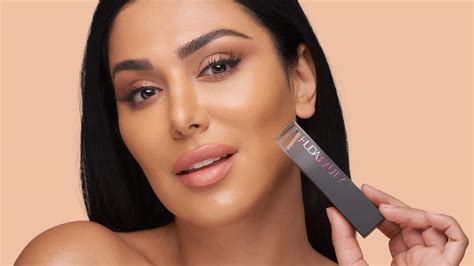 Exclusief Interview Met Huda Kattan Over Beauty En Empowerment