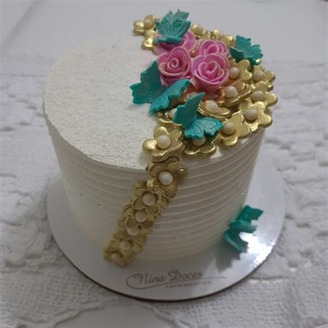 Semi Naked Cake cobertura de Chantininho Doces Finos no RS Gramado Serra Gaúcha Novo