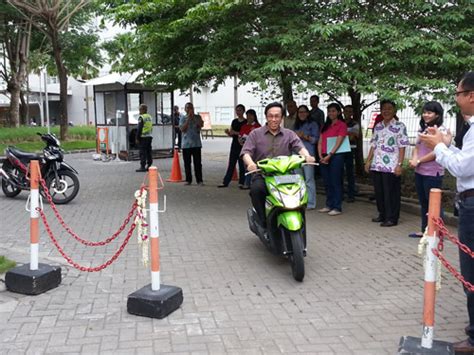 Parkir Motor Ciputra World Surabaya Homecare24