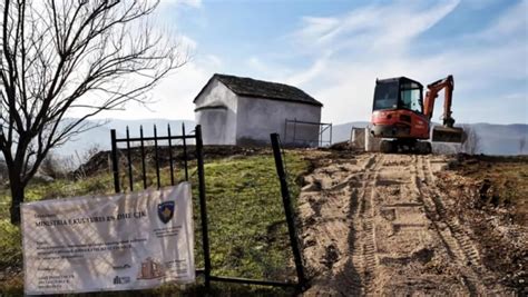 Novi Udar Na Srpsku Crkvu Na Kosovu Pretvorili Pravoslavni Hram U