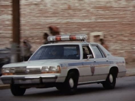 Imcdb Org Ford Ltd Crown Victoria In In The Line Of Duty Street