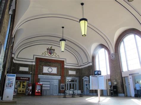 Ramsgate Station Buildings Booking Mike Quinn Geograph