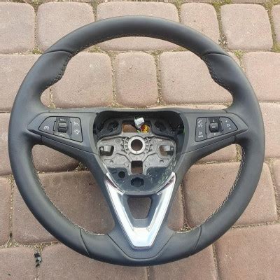 Kierownica skóra multifunkcja Opel Astra K V 29