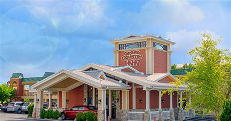 Grand Country Resort & Waterpark | Explore Branson