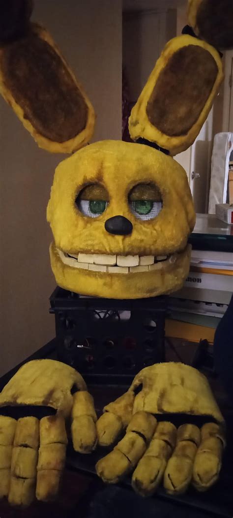 Fnaf Springbonnie cosplay : r/FNAFcosplay