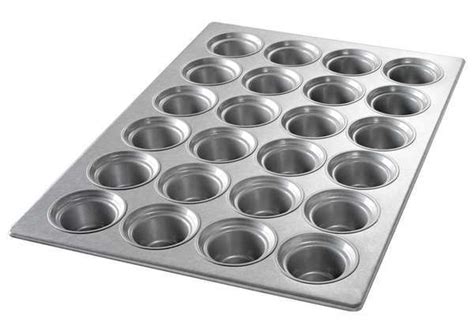 Chicago Metallic Large Crown Muffin Pan 24 Moulds 43026 Zoro