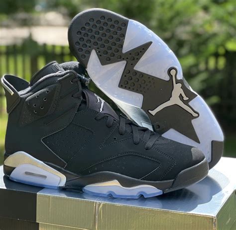 Air Jordan Metallic Silver