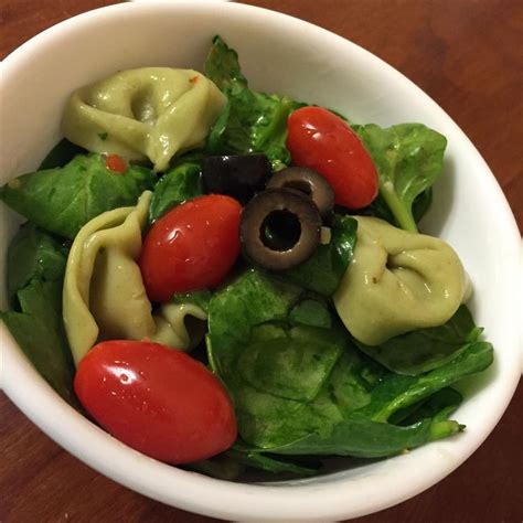 Spinach And Tortellini Salad Recipe