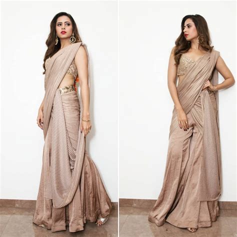 Bookmark These Modern And Unique Saree Draping Styles