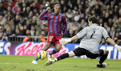 Top 5 Nike Ronaldinho Boots - Footy Headlines