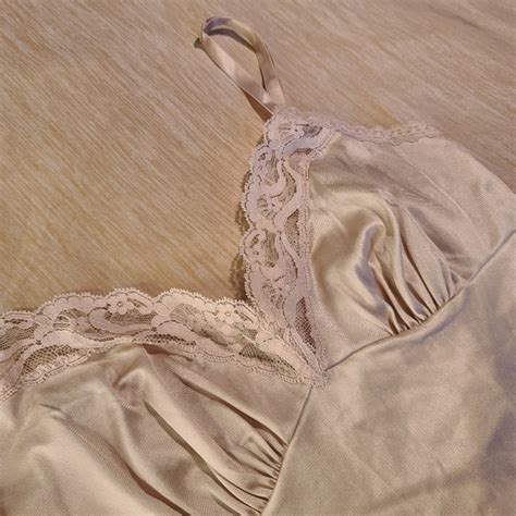 Vanity Fair Intimates Sleepwear Vintage 7s Vanity Fair Antron Iii