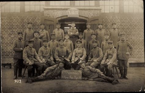 Foto Ak Soldaten Gruppenportrait Uniform I Wk Neues Lager J Terbog