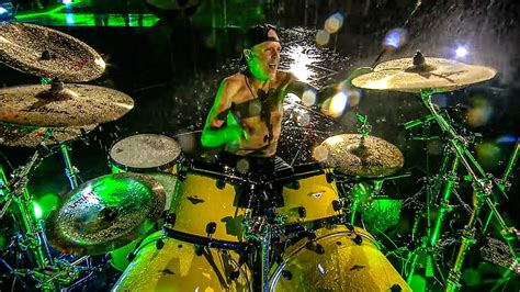 Metallica Share Official Video Of Rain Lashed Master Of Puppets