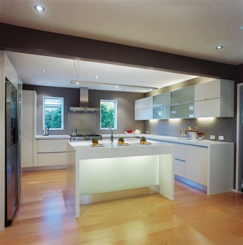 15 Sleek and Elegant Modern Kitchen Designs