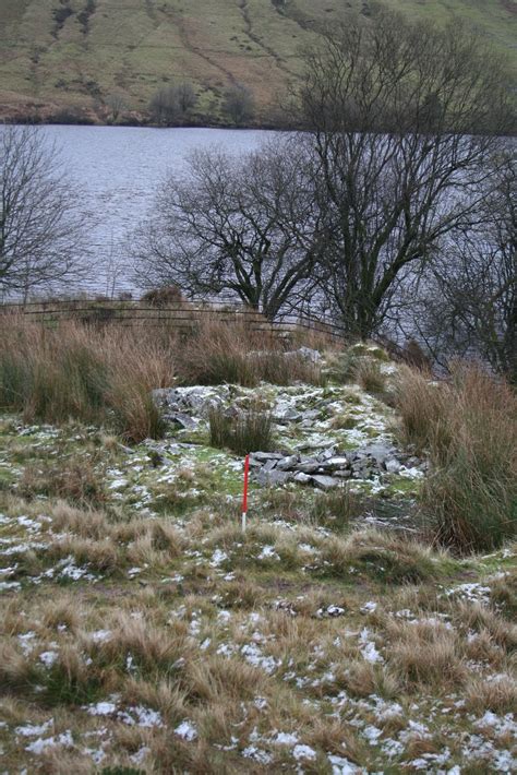 fan llia  fan dringarth walk brecon beacons aberdare powys