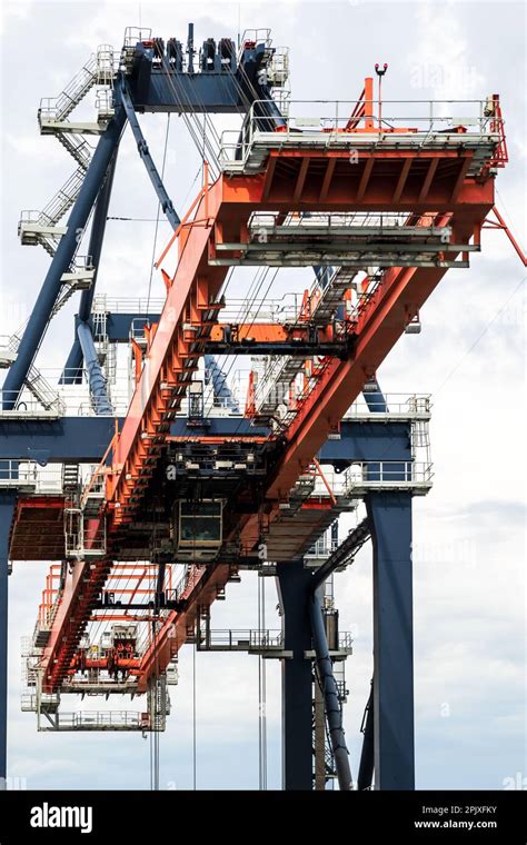 Shipping Container Gantry Crane In An Industrial Port Stock Photo Alamy