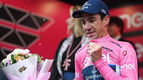 Giro de Italia 2023 14ª etapa Victoria de Denz y maglia rosa para