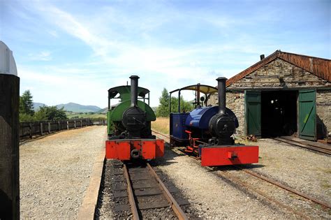 Threlkeld Sir Tom Left And Wendy At Threlkeld Stephen