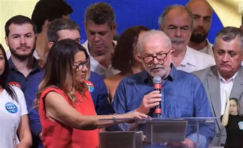 Discurso do presidente eleito Luiz Inácio Lula da Silva VIA 41