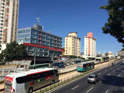 Sala Comercial na Avenida Cristiano Machado 1300 Sagrada Família em