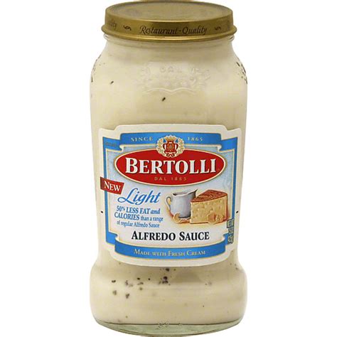 Bertolli® Reduced Fat Alfredo Sauce 15 Oz Jar Creamy And Cheesy Foodtown