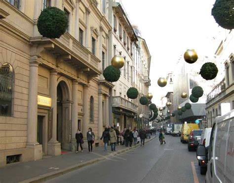 Via Monte Napoleone In Milano ITA Trip Canvas