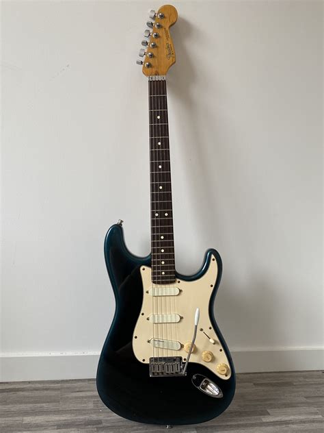 Strat Plus Deluxe Fender Audiofanzine