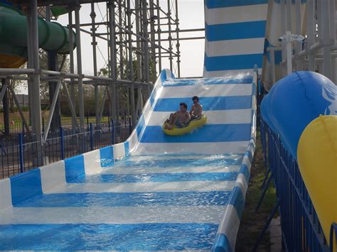 Living in Qatar: Aqua Park Qatar