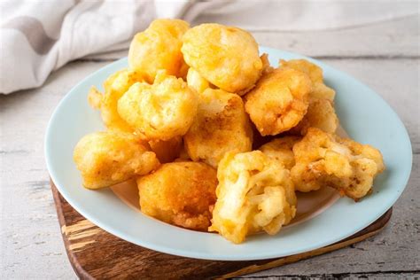 Cauliflower Fritters: the recipe for the tasty vegan-friendly side dish