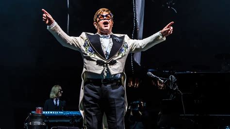 Elton John to Headline Glastonbury in 2023