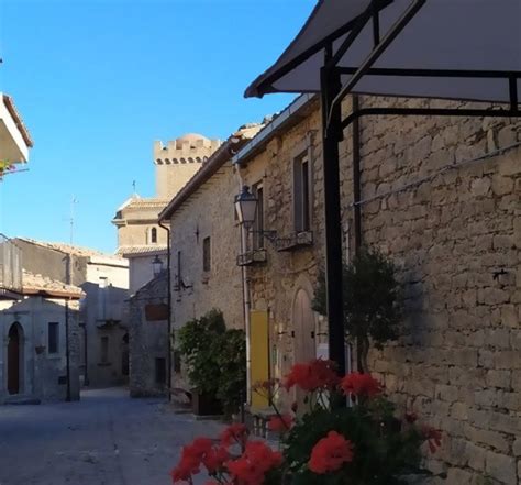 Visitare Montalbano Elicona Il Borgo Dei Borghi