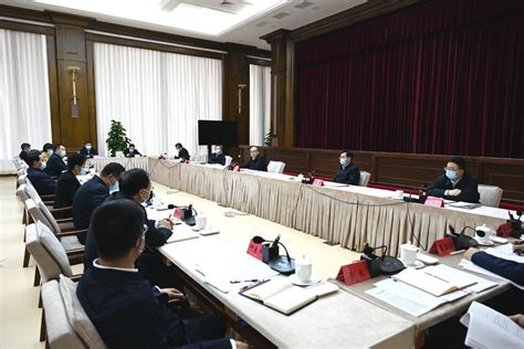 许勤：始终沿着习近平总书记指引方向勇毅前行 凝聚起奋进新征程再创新辉煌的强大力量 理论频道 东北网