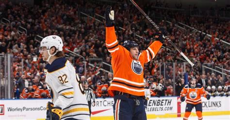 Milan Lucic regaining scoring touch for Edmonton Oilers - Edmonton ...