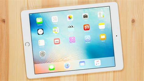 Apple iPad Pro (9.7-Inch) Review | PCMag